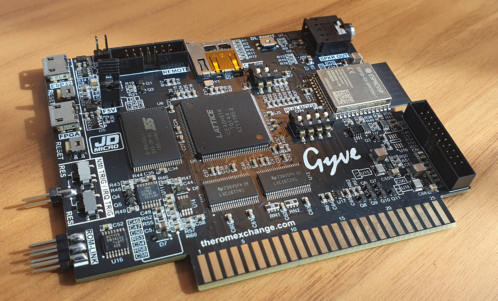 Gyve%20Front Gyve%20Front